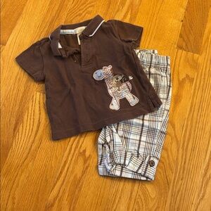 2 Piece Outfit- Short Sleeve Shirt and Pants (Size 3-6 Months)